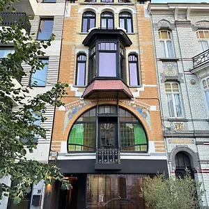 Apartment Casa Clementina - 3 Bedroom In A Art-nouveau House, Gent