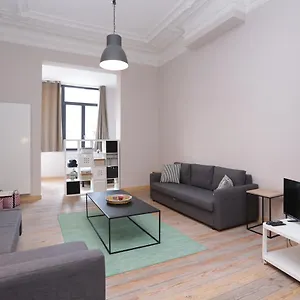 parlamentarium-apartment.brusselshotelsbook.com/